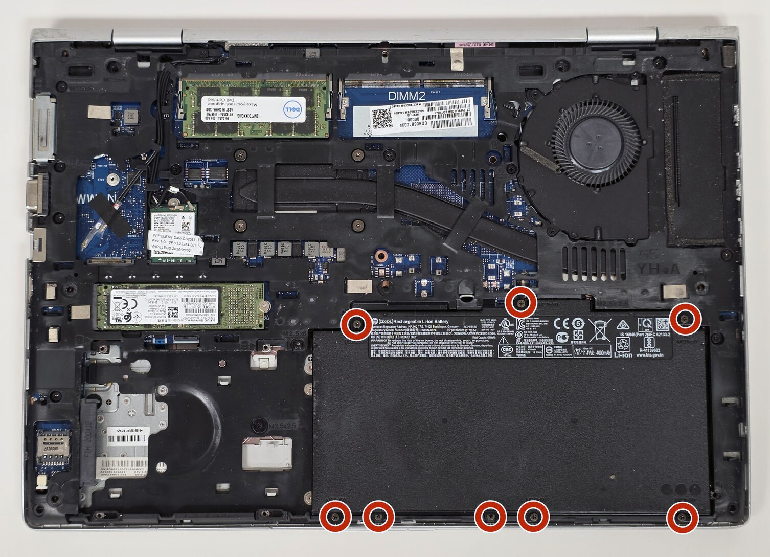 Internal Photo of HP ProBook 640 645 G4 G5 Hinge (HP ProBook 640 G5)